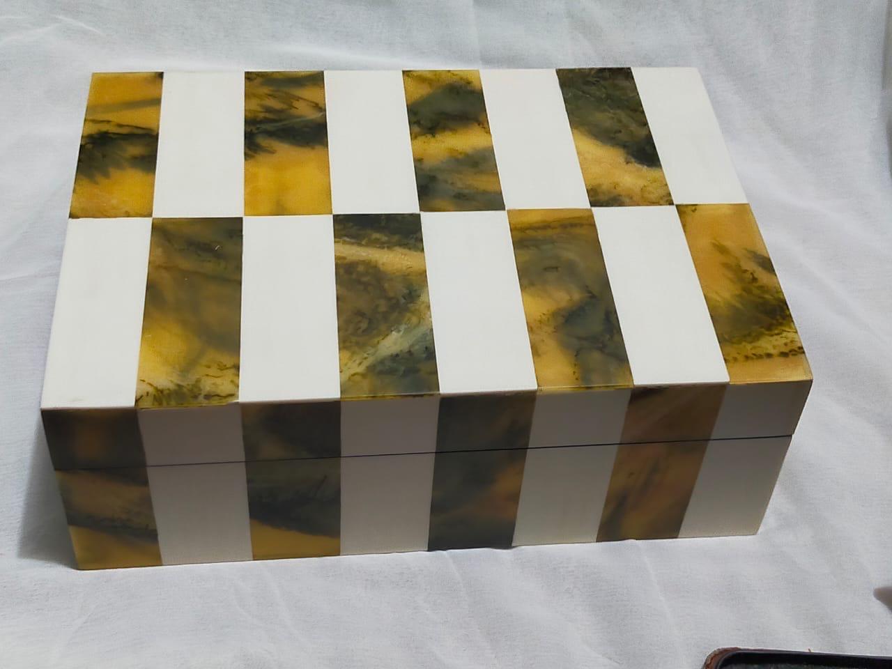 Resin Box